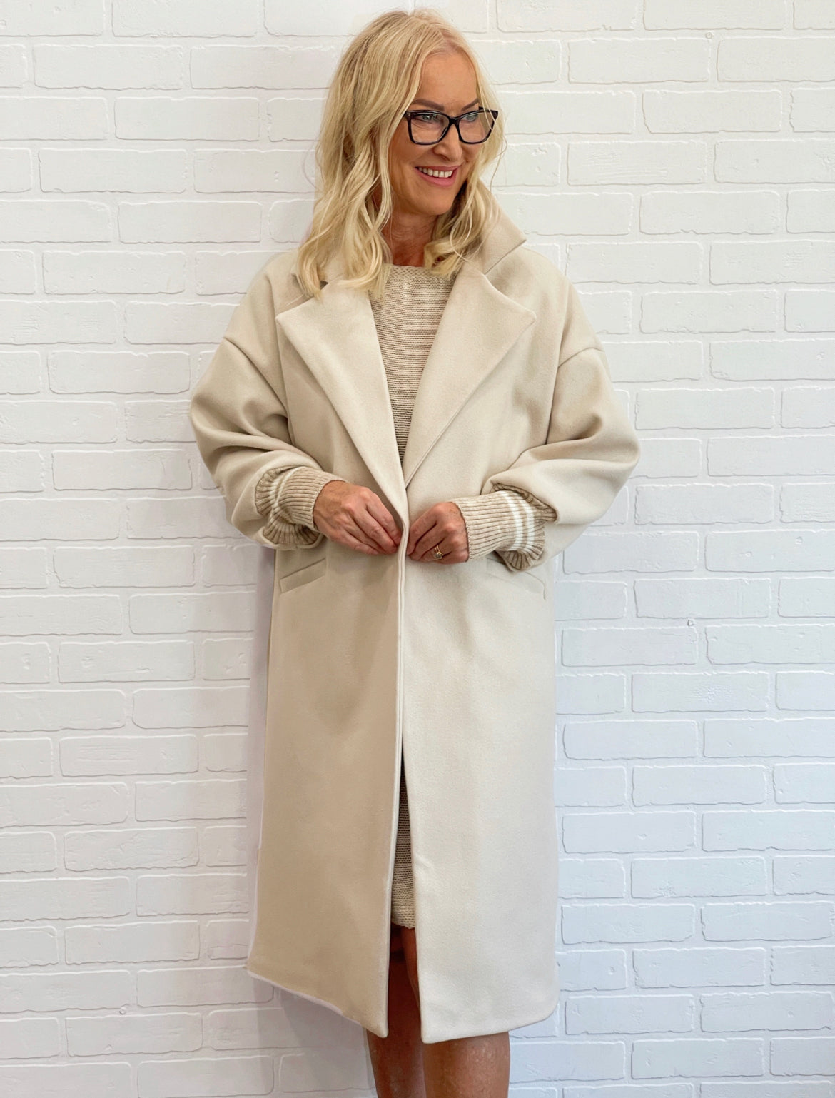 COATS & JACKETS