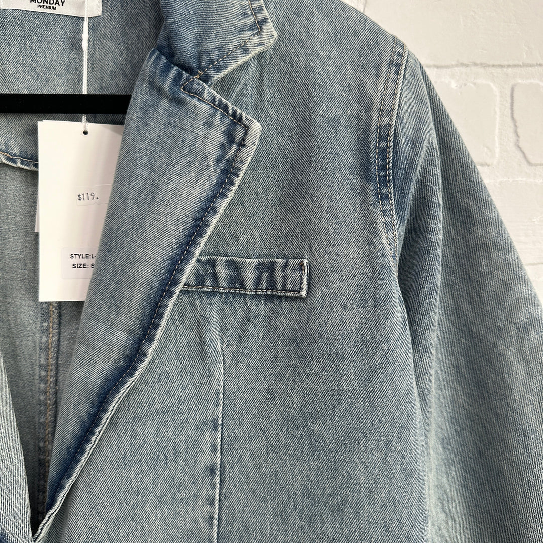 Retro Chic Denim Blazer