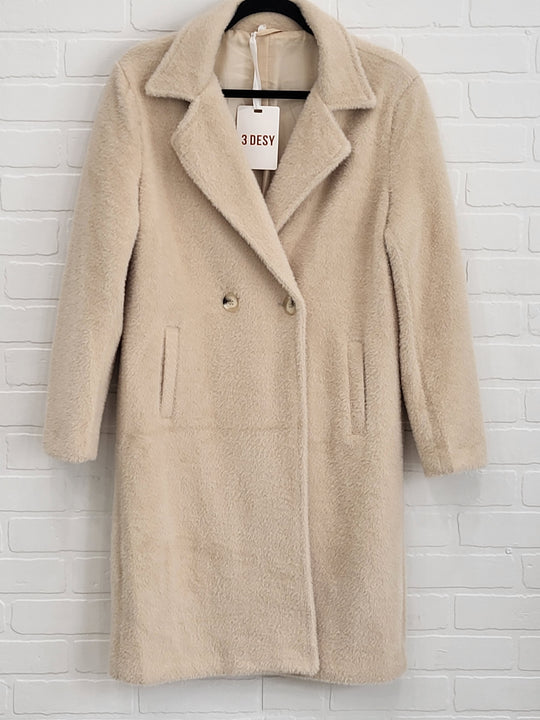 3 Desy classic lapel  coat