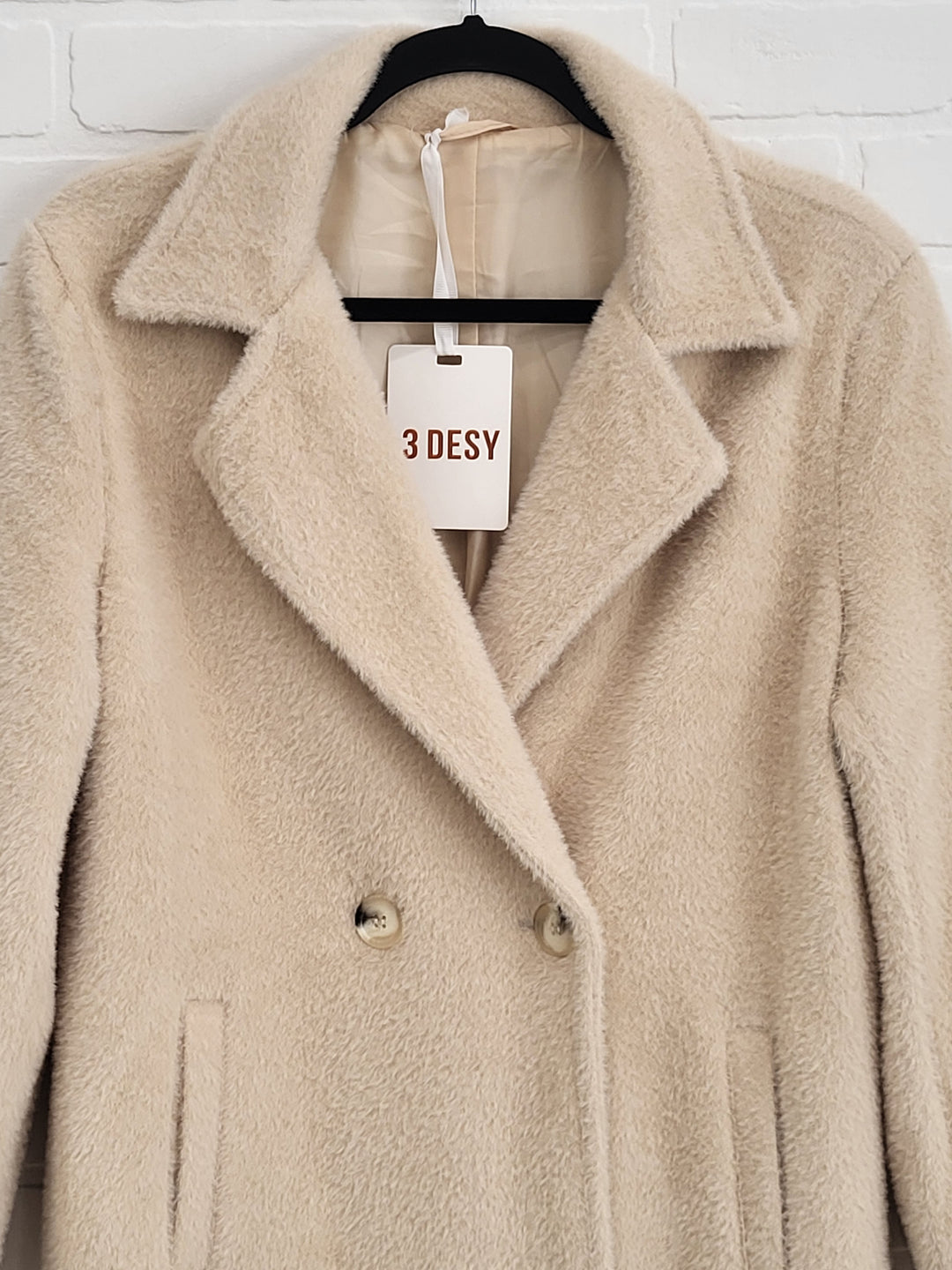 3 Desy classic lapel  coat