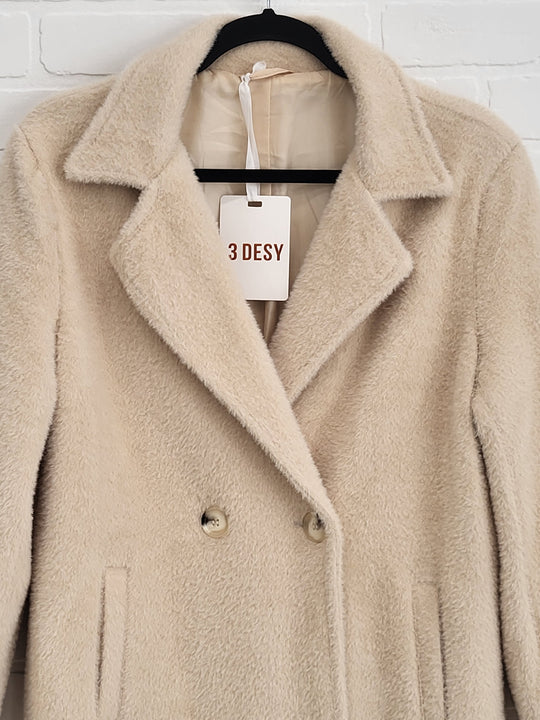 3 Desy classic lapel  coat