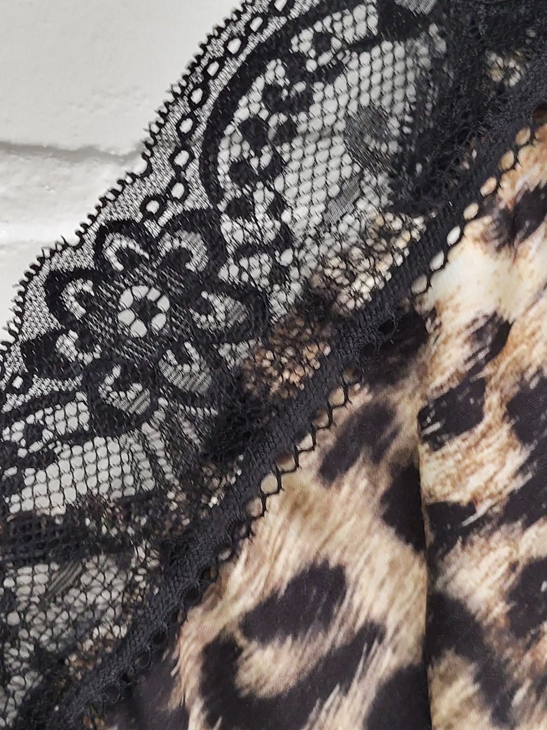 Leopard Sleevless Top