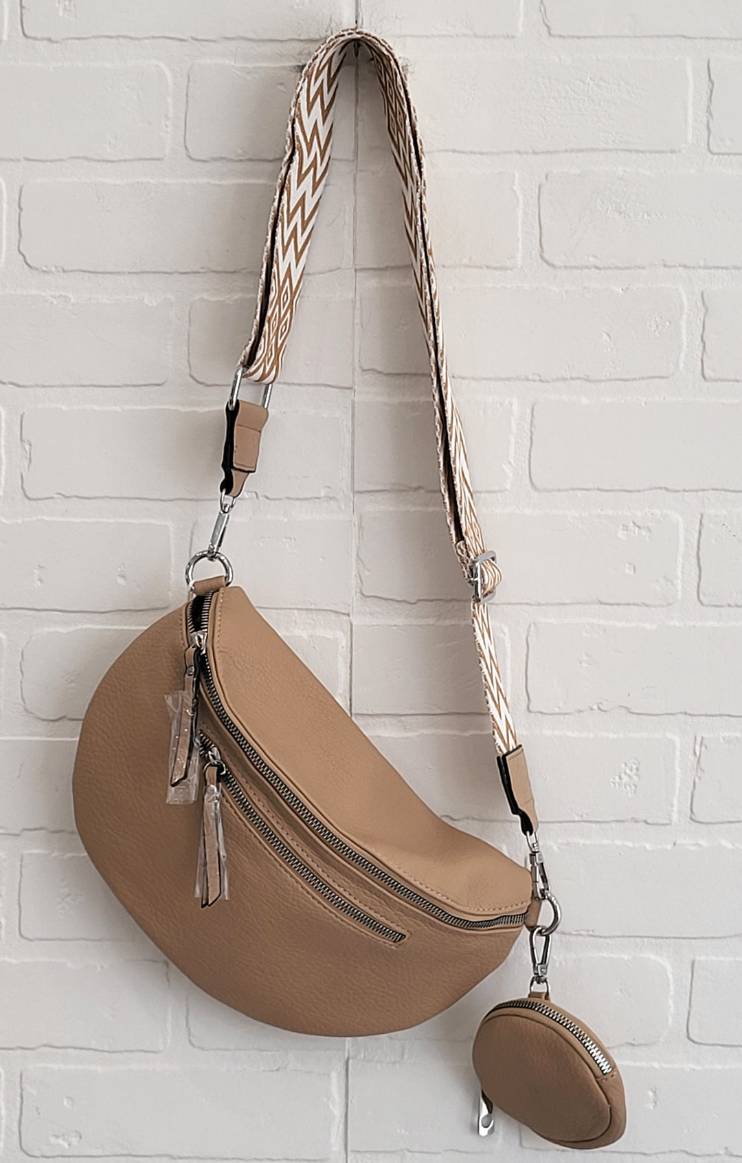 Massi Crossbody