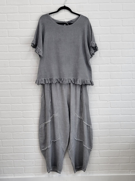 Linen Ruffle Set
