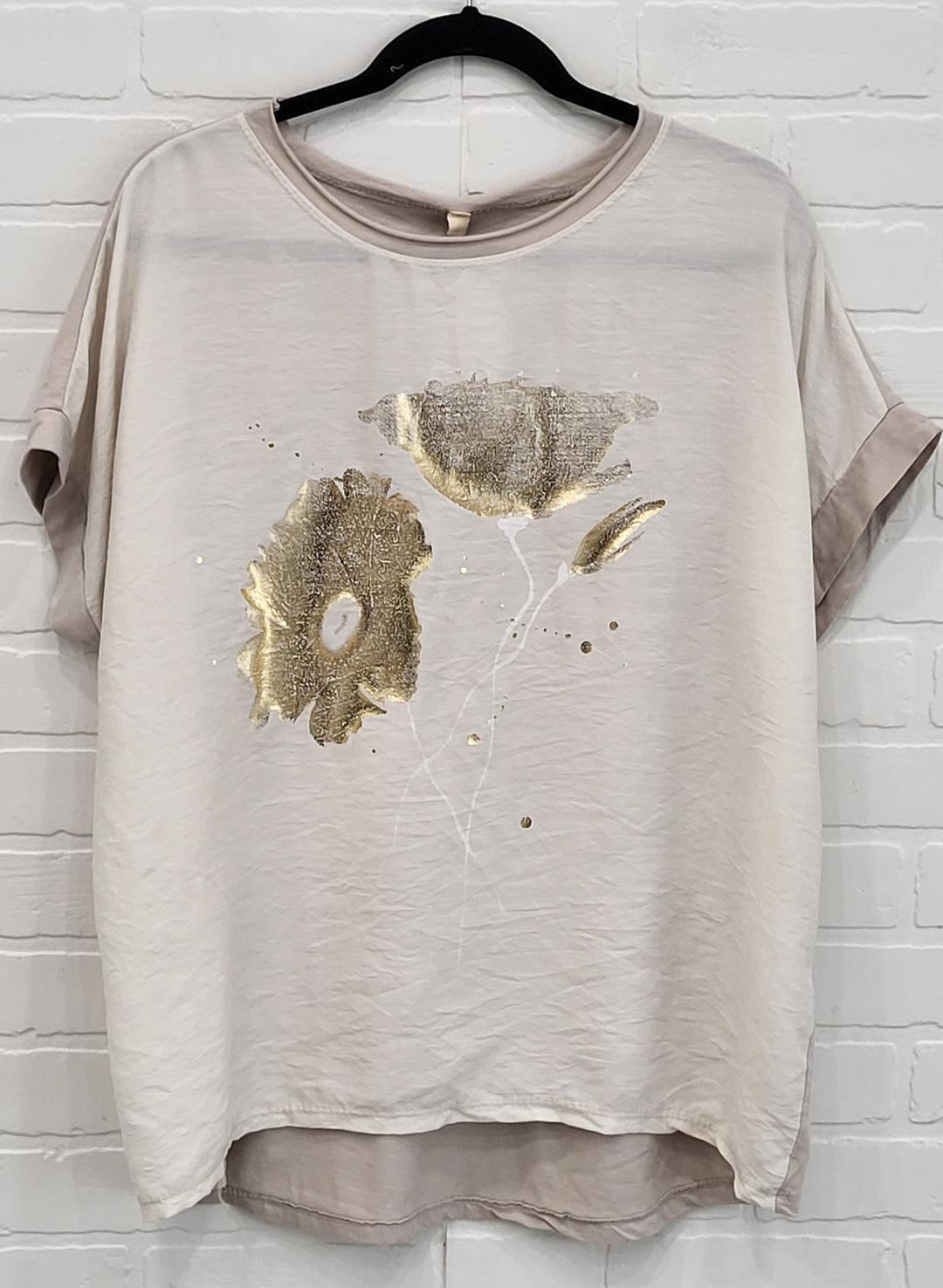 Metallic Gold Printed Flower 🌼 Tee
