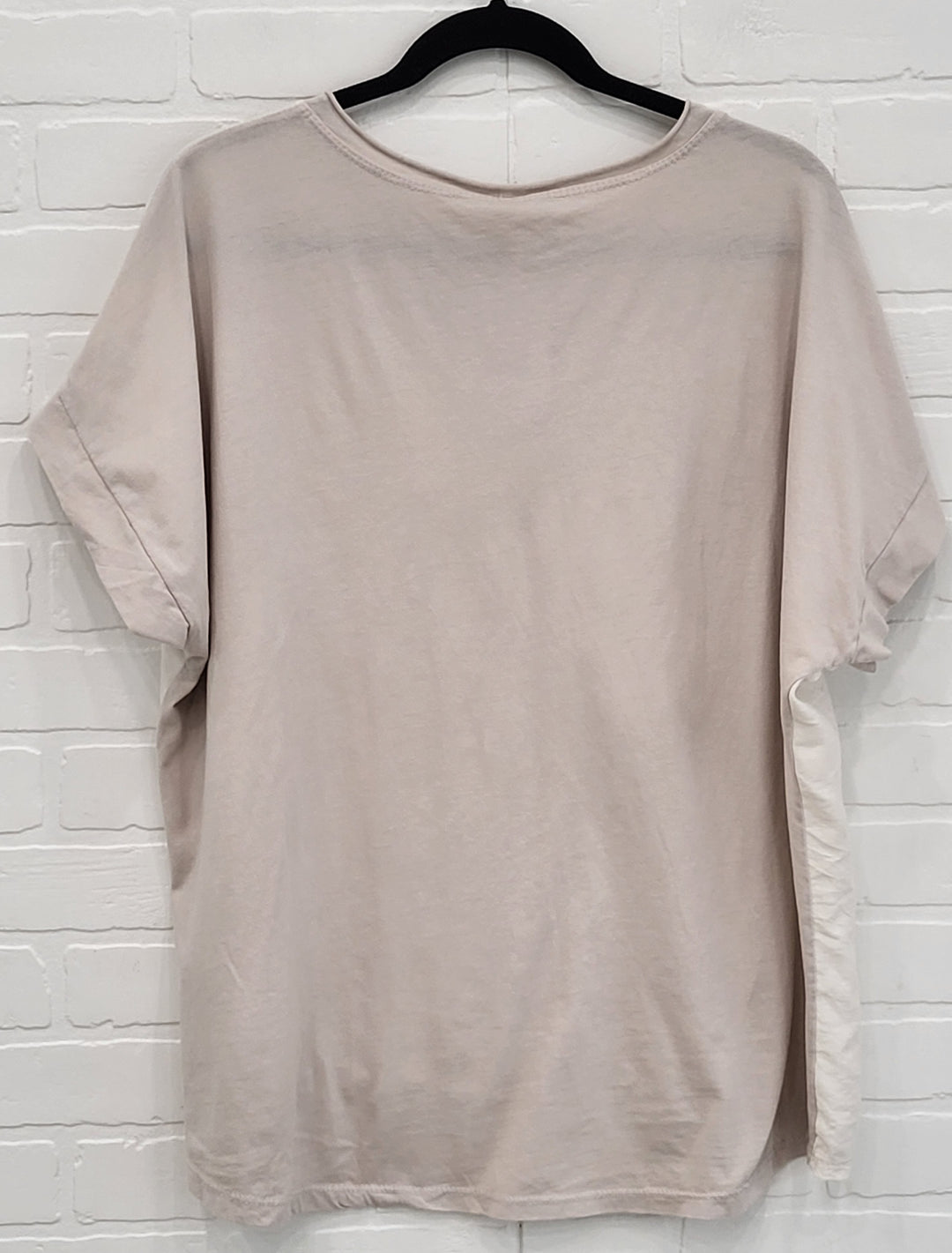 Metallic Gold Printed Flower 🌼 Tee