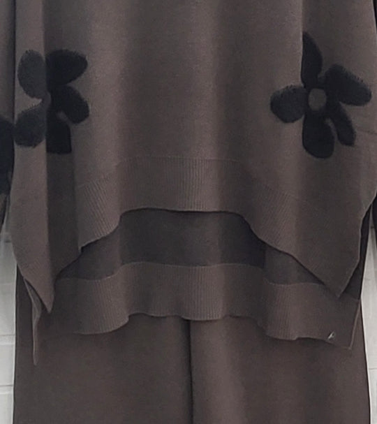 U See Loose Fit Knit Set