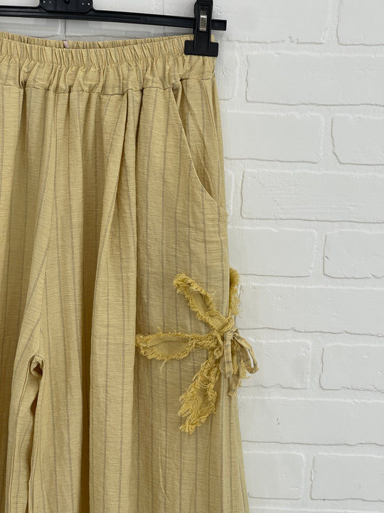 Aqua Limone Flower Detail Pants