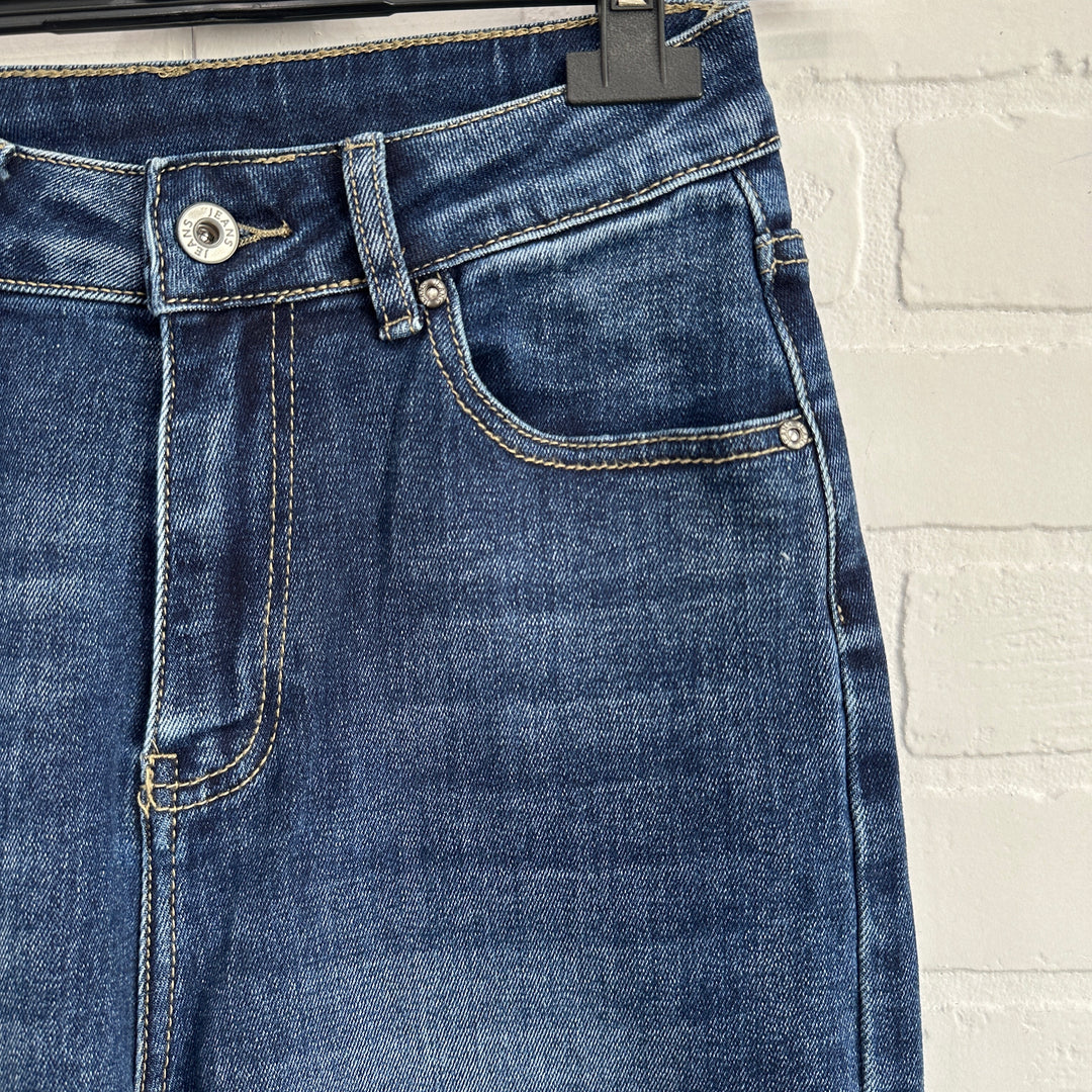Carrot Jeans