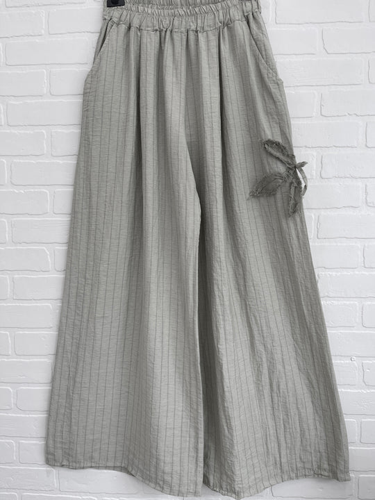 Aqua Limone Flower Detail Pants