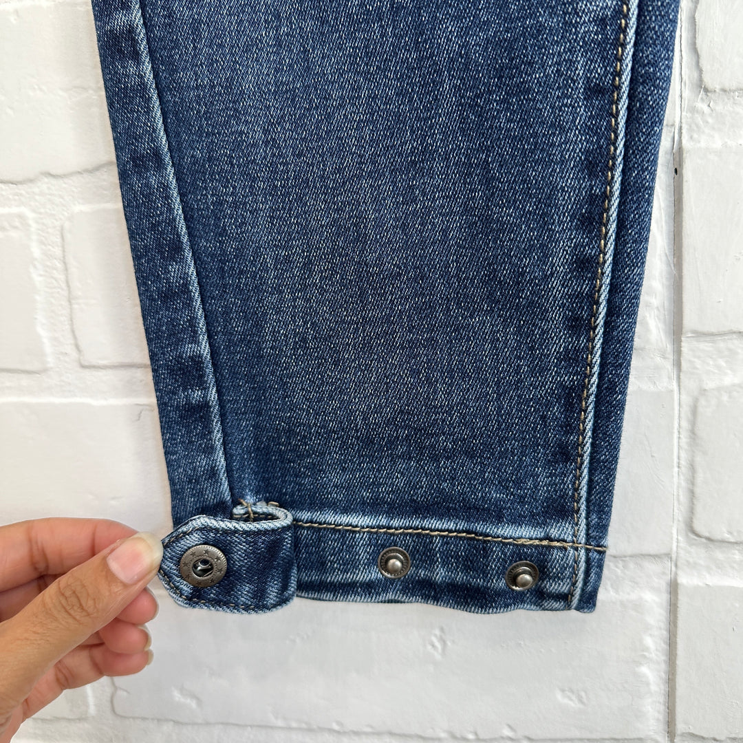 Carrot Jeans