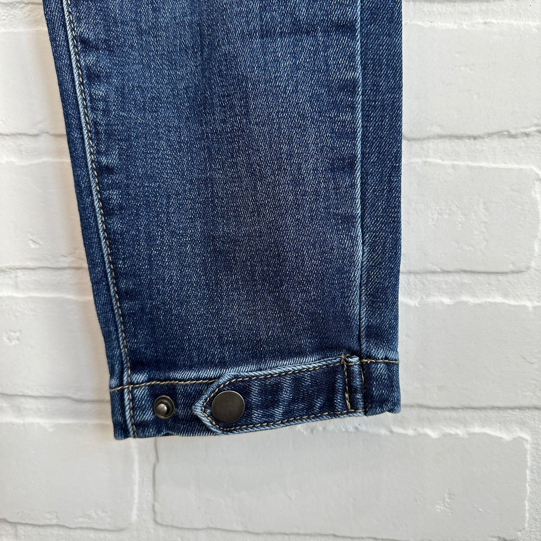 Carrot Jeans