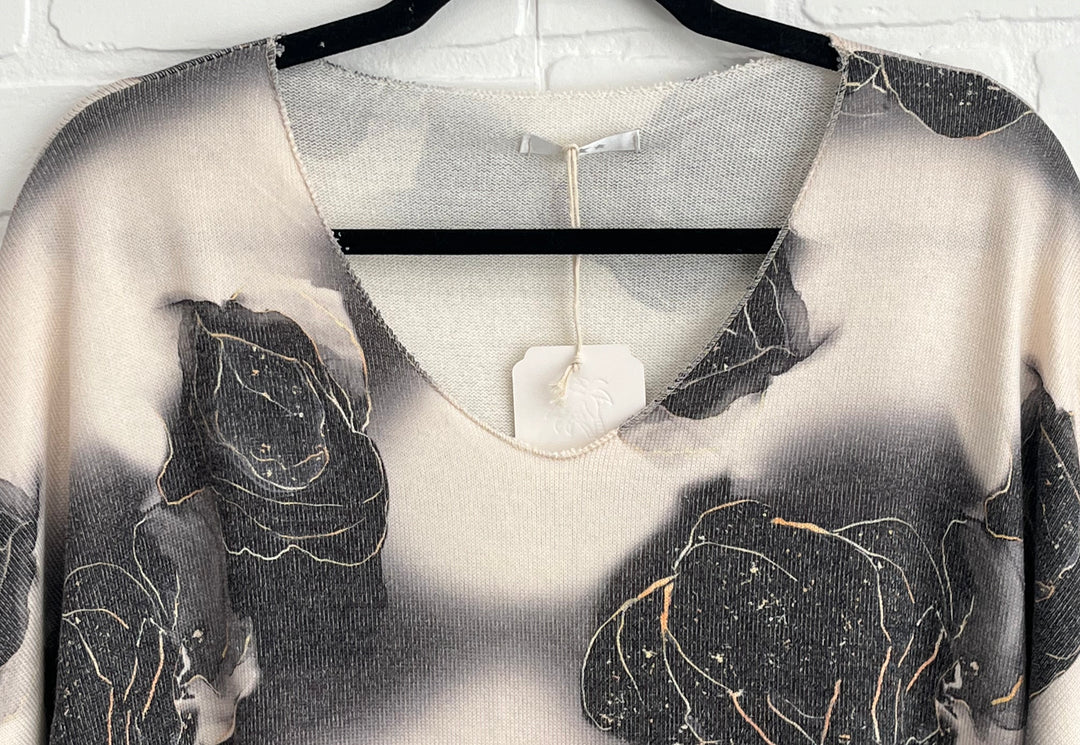 Roseena V-neck Top