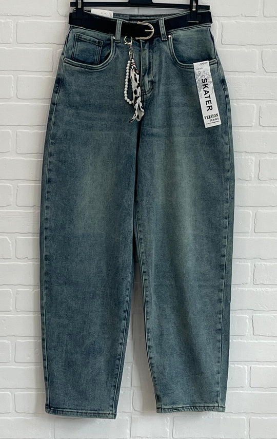 Version Vintage Denim Skater Jeans