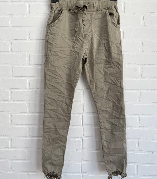 Itaimaska Raw Hem Joggers