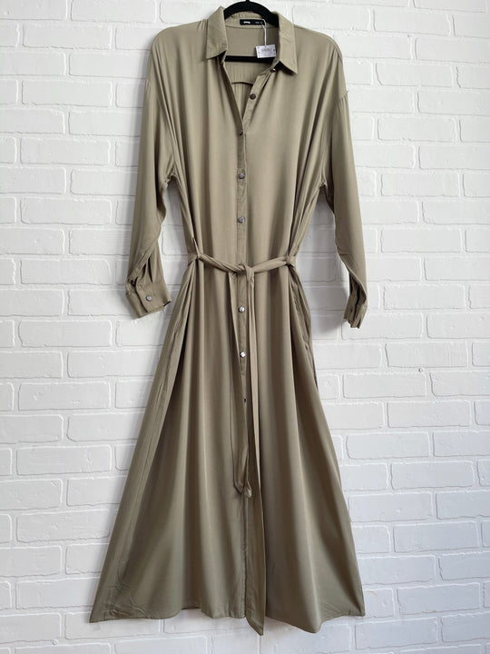 Madelyn Dress