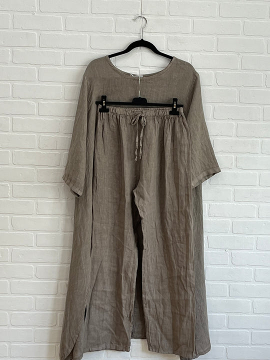 Ava 2 piece linen ensemble