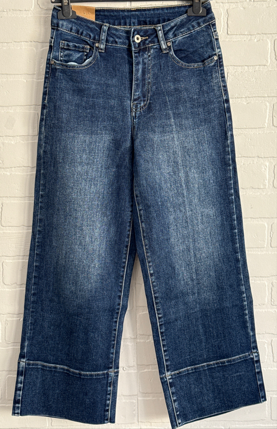 Water Denim  Cropped Jeans