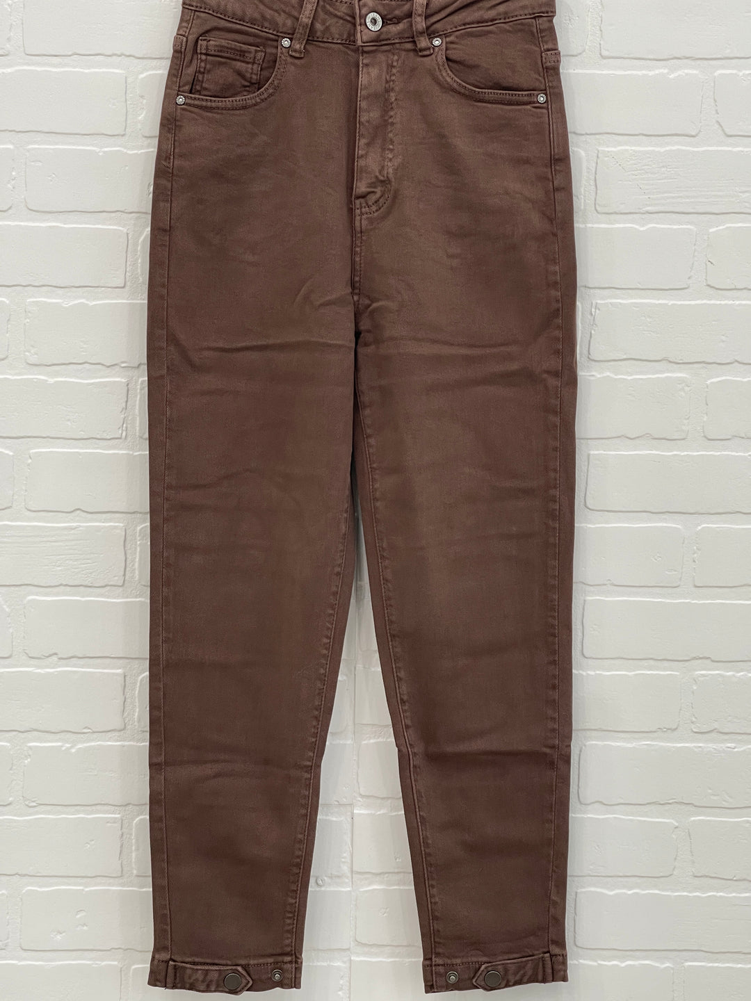 Carrot Jeans