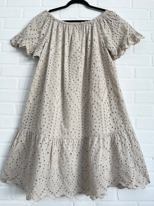 Robe Dominique
