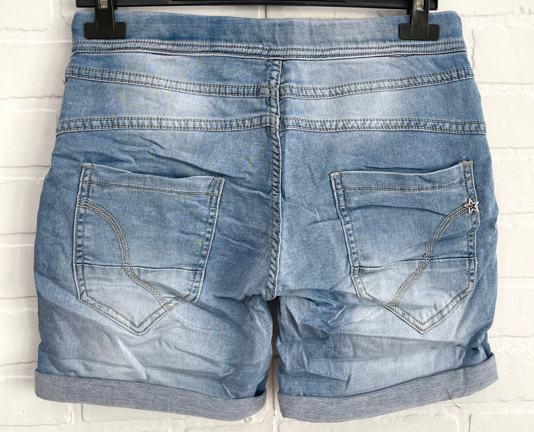Place De Jour Shorts