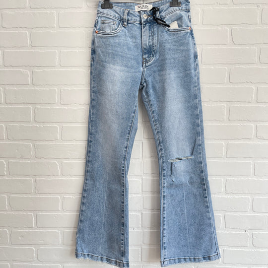 Queen of Hearts Distressed Jeans