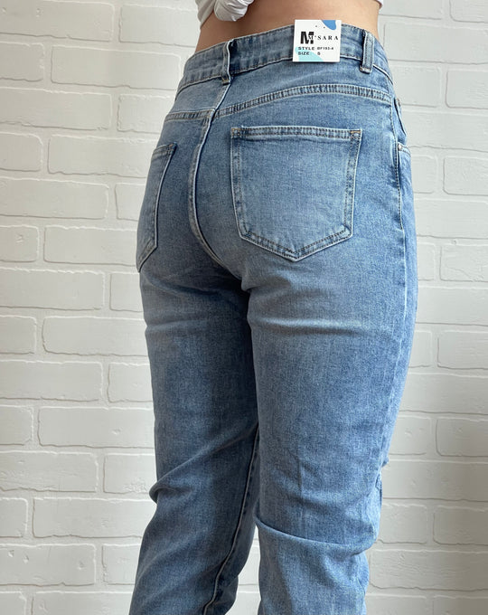 Sara Jeans