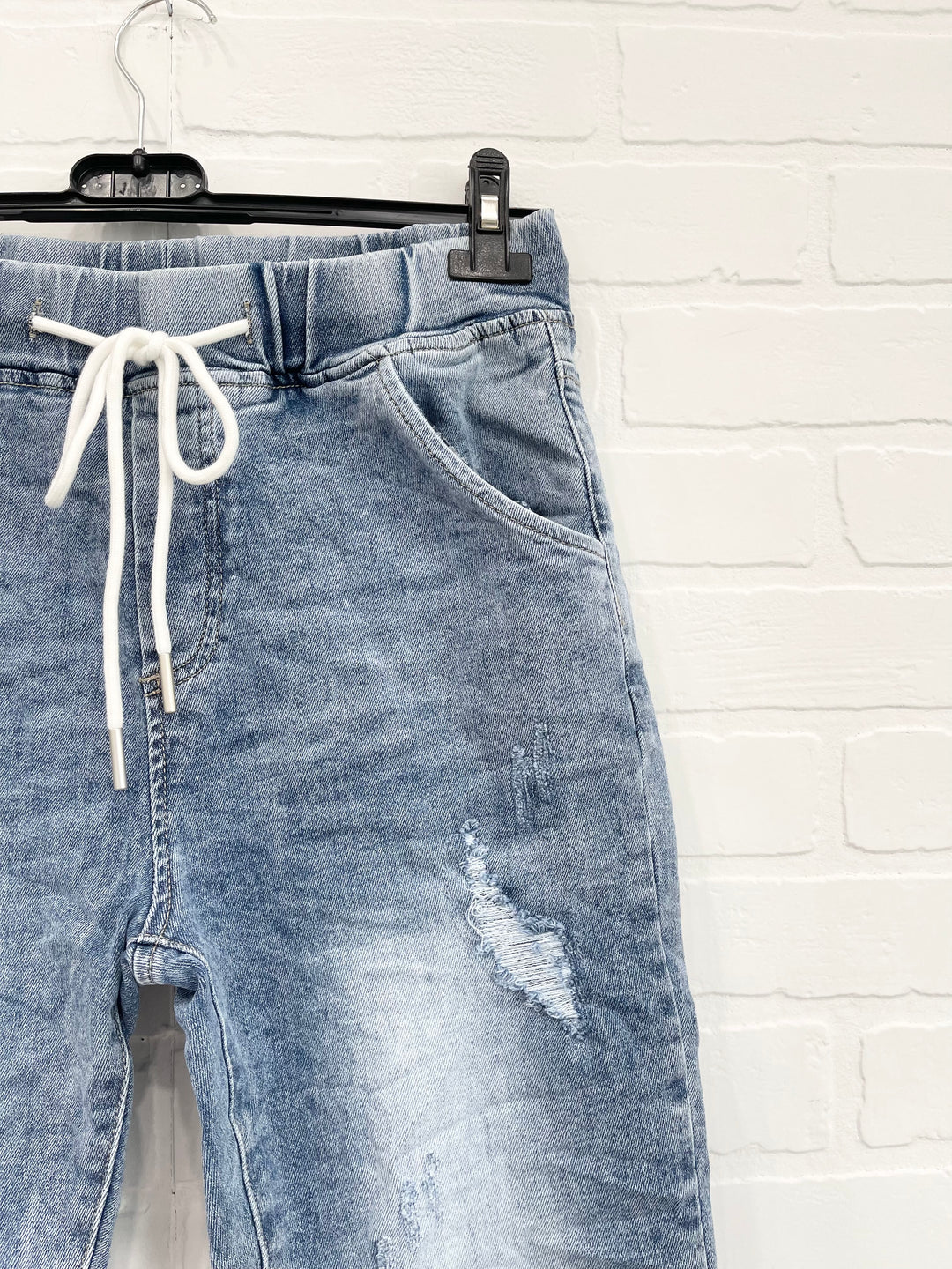 Itaimaska Distressed Jean Joggers