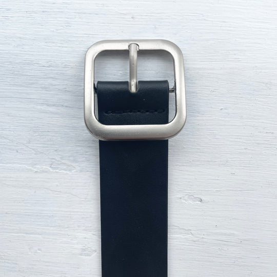Mini leather belt