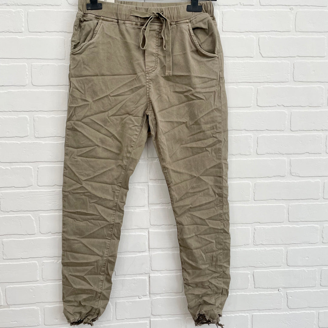 Itaimaska Raw Hem Joggers