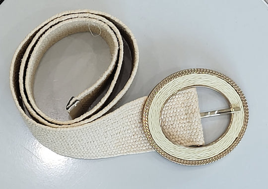 Oval Buckle Belt With Touch of Elegance