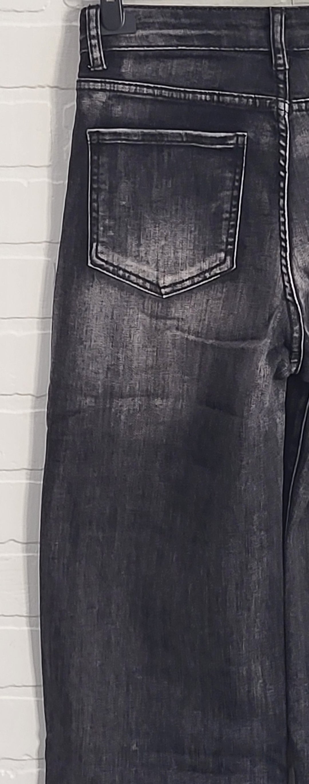 Water Denim  Cropped Jeans