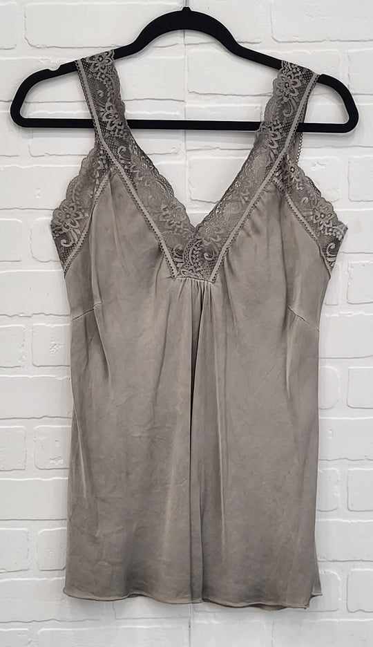 Sleevless Satin Top