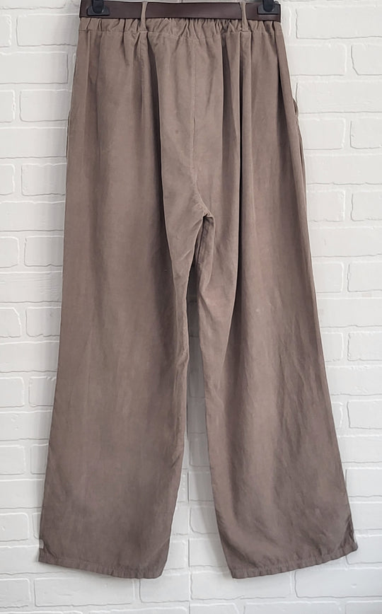 Cassie wide leg corduroy pants