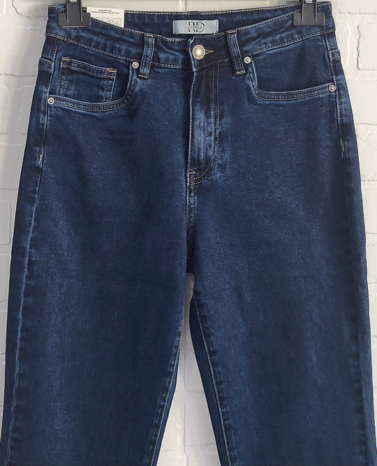 R.Display straight leg jeans