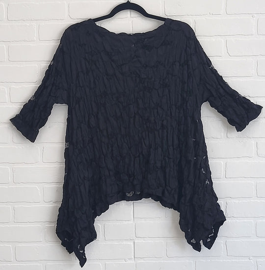 Dolce Textured Lace Detail Top