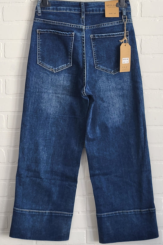 Water Denim  Cropped Jeans