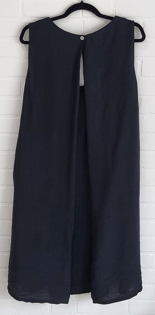 Flowy Sleevless Dress
