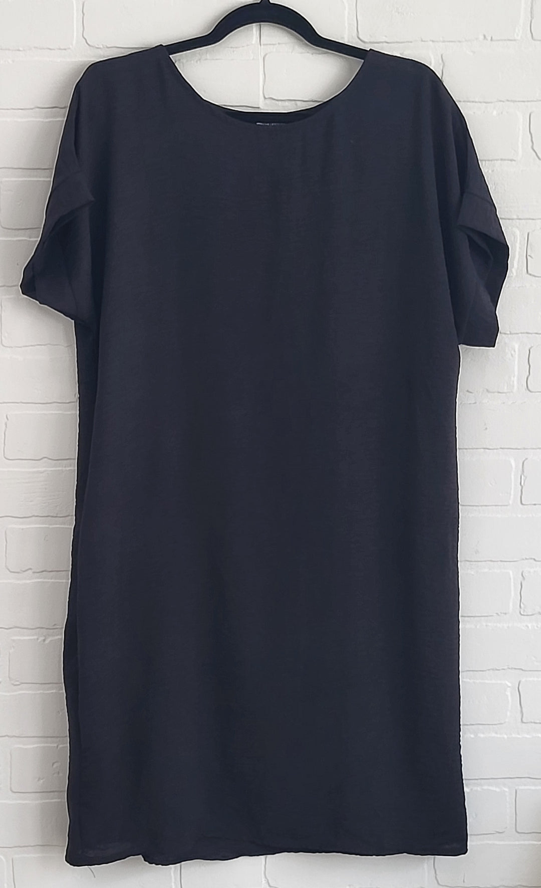 Simple Beauty Black Dress