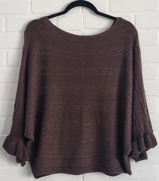 Cable Stiched Ruffle 3/4 Sleeve Knit Top