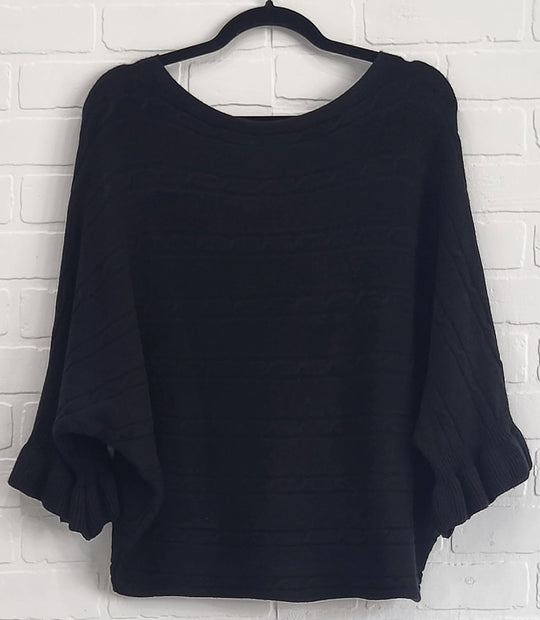 Cable Stiched Ruffle 3/4 Sleeve Knit Top