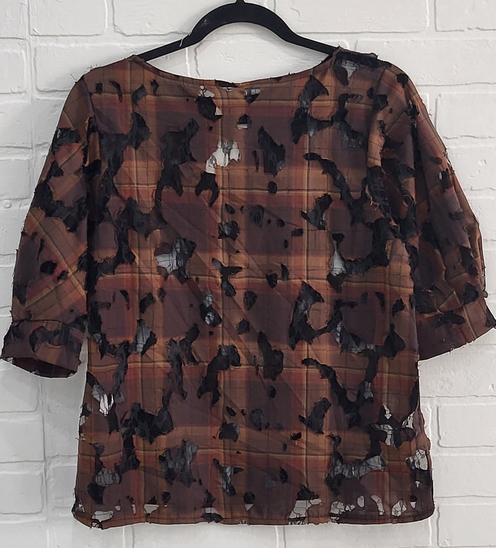 3D Laser-Cut Plaid Illusion Top