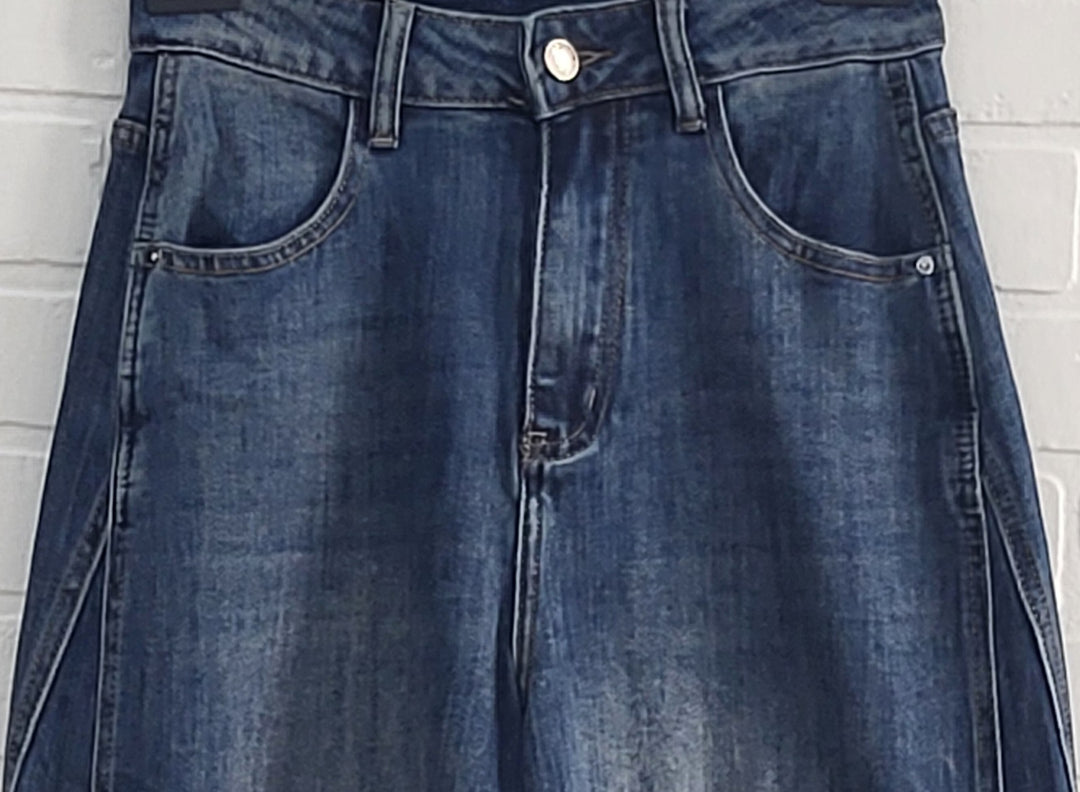 Whide Leg Jeans by Lara