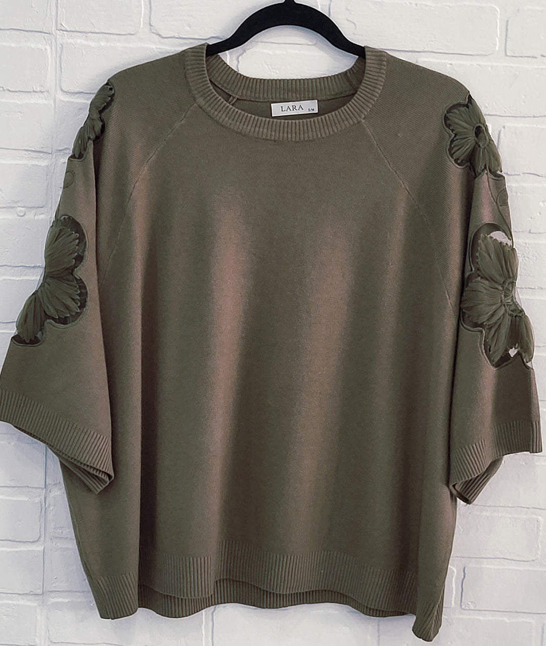 Daisy Sleeve Knit Top