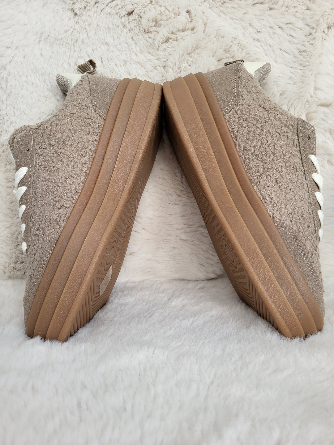 Isa Shoes