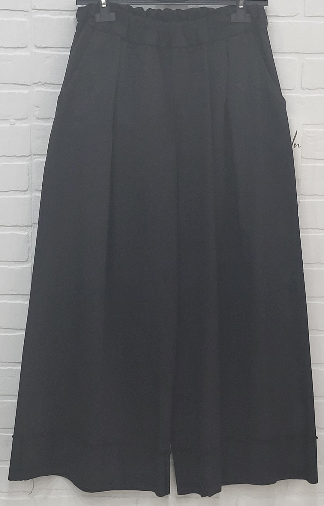 Wide Leg Croped Trousers