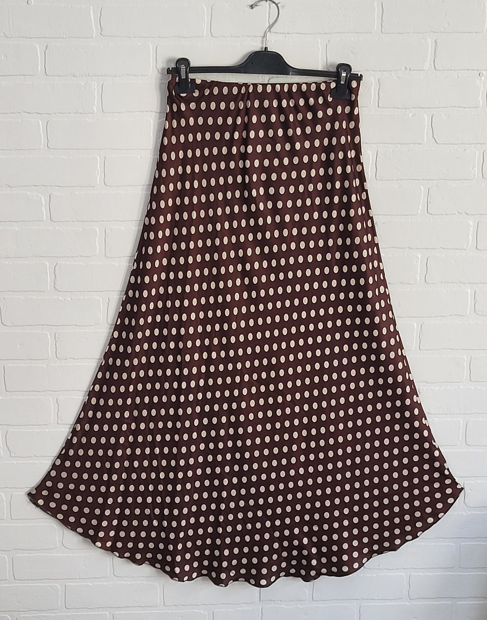 Chic Polka Satin Skirt