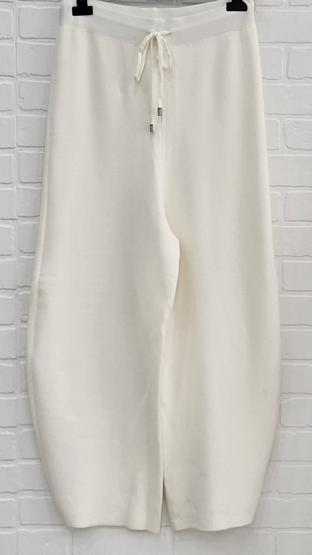 LaraKnit Set with Sequence Vest