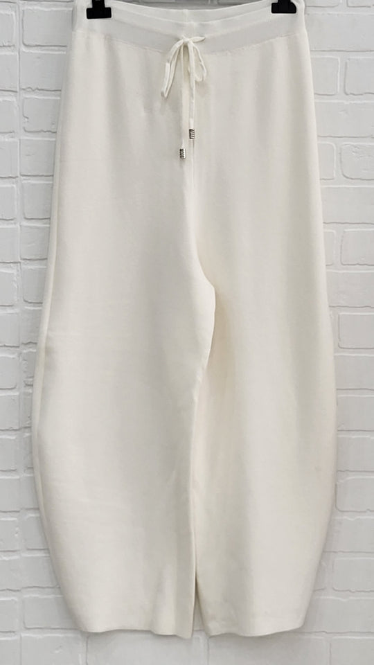 LaraKnit Set with Sequence Vest