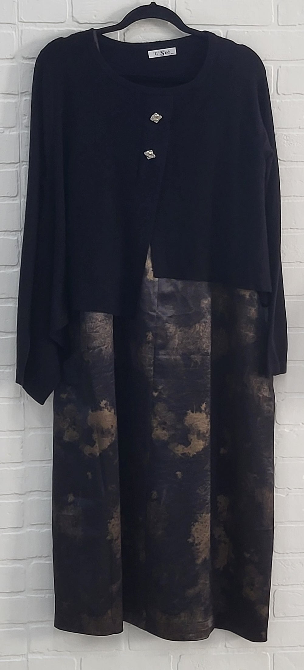 Dress & Assymetical Knit Top